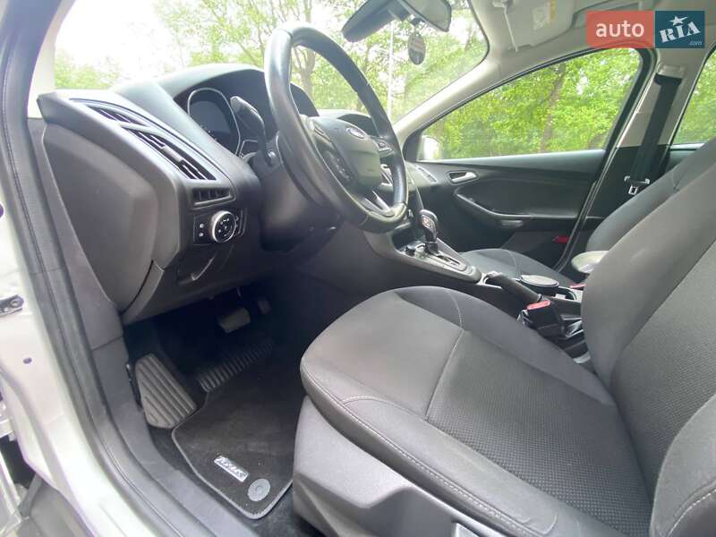 Универсал Ford Focus 2015 в Яворове фото 5 Универсал Ford Focus 2015 в Яворове