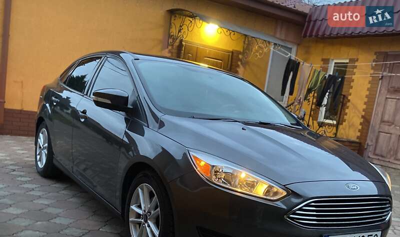 Седан Ford Focus 2015 в Луцке