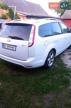 Универсал Ford Focus 2010 в 