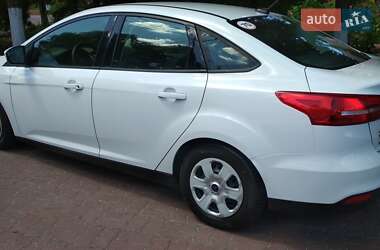 Седан Ford Focus 2016 в Днепре