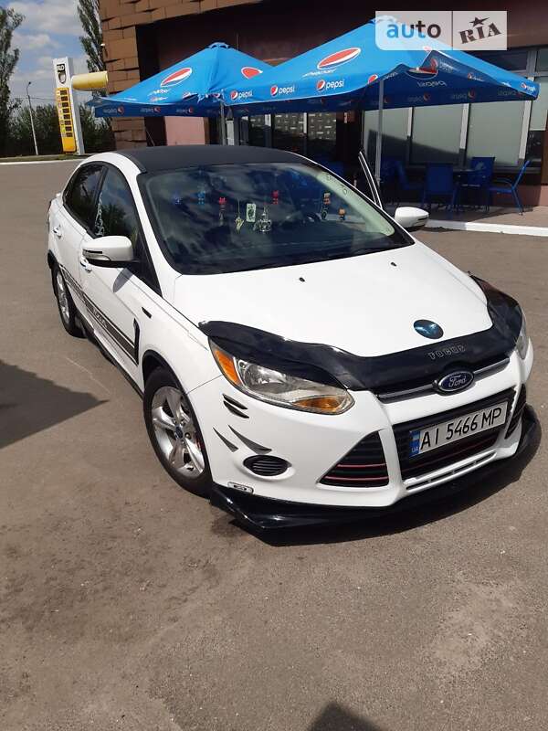 Седан Ford Focus 2013 в Киеве