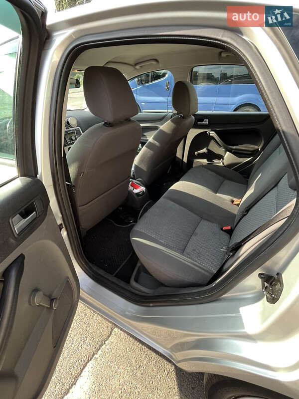 Хетчбек Ford Focus 2007 в Вишгороді