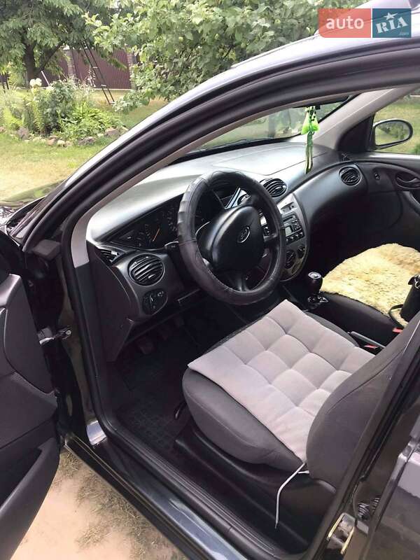 Ford Focus 2004