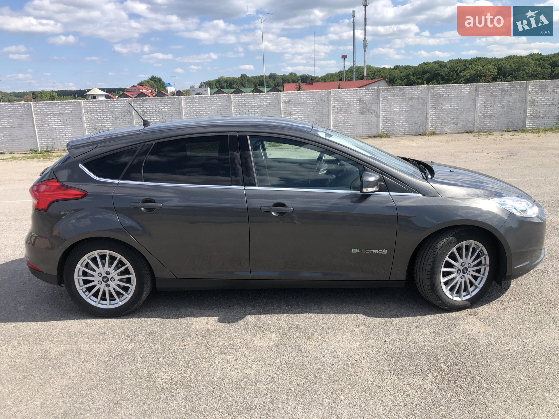 2017 Ford Focus - мініатюра 9