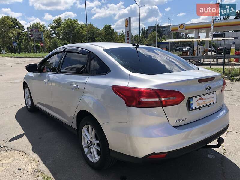 Седан Ford Focus 2015 в Николаеве фото 7 Седан Ford Focus 2015 в Николаеве