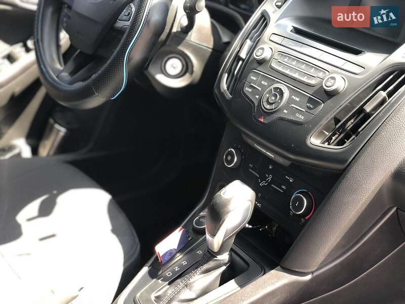 Седан Ford Focus 2015 в Николаеве фото 10 Седан Ford Focus 2015 в Николаеве