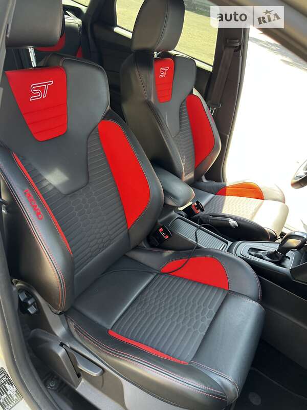 Универсал Ford Focus 2018 в Киеве фото 36 Универсал Ford Focus 2018 в Киеве