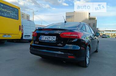 Седан Ford Focus 2016 в 