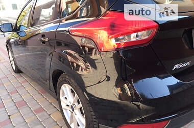 Седан Ford Focus 2016 в 