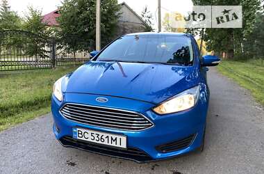 Хетчбек Ford Focus 2015 в  фото 2 Хетчбек Ford Focus 2015 в
