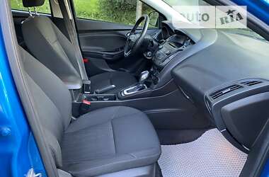 Хетчбек Ford Focus 2015 в  фото 28 Хетчбек Ford Focus 2015 в