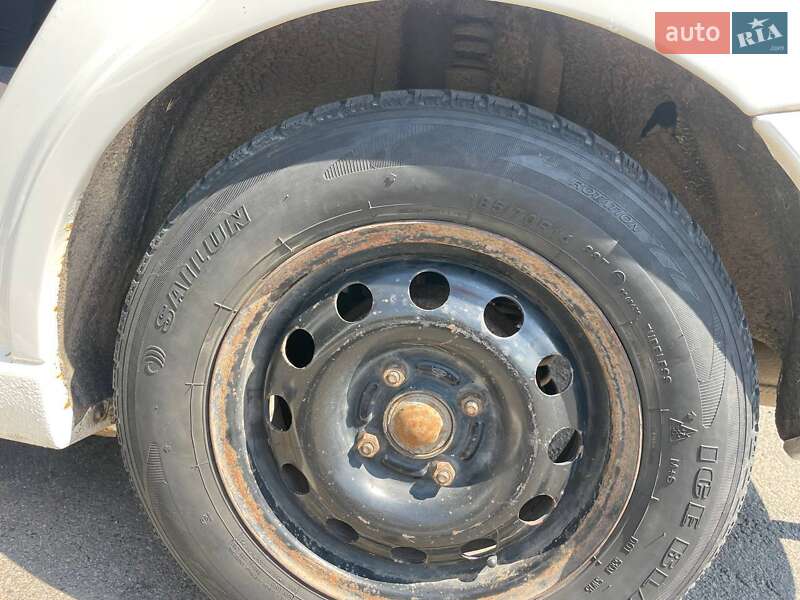 Седан Ford Focus 2001 в Южном фото 35 Седан Ford Focus 2001 в Южном