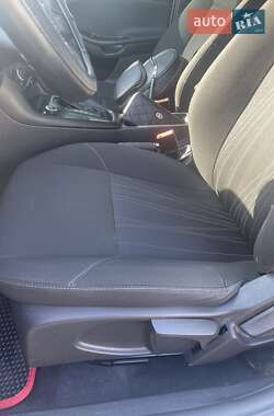 Седан Ford Focus 2015 в 