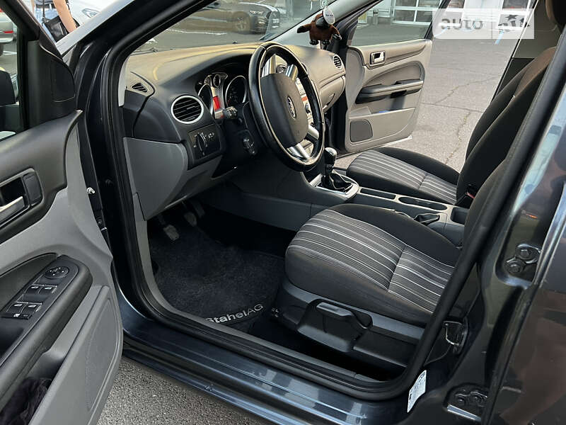 Хетчбек Ford Focus 2008 в Одесі