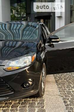 Хетчбек Ford Focus 2013 в Дніпрі