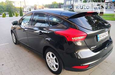 Хэтчбек Ford Focus 2015 в Ужгороде