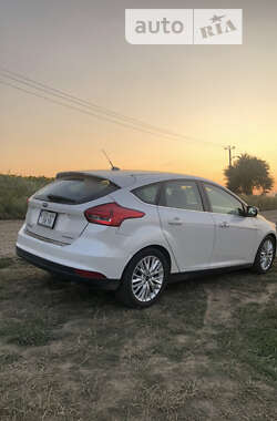 Хэтчбек Ford Focus 2017 в 