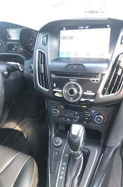 Хэтчбек Ford Focus 2017 в 