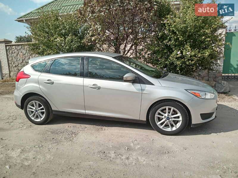 Хэтчбек Ford Focus 2017 в Запорожье