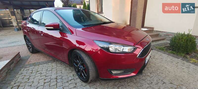 Седан Ford Focus 2015 в Львові