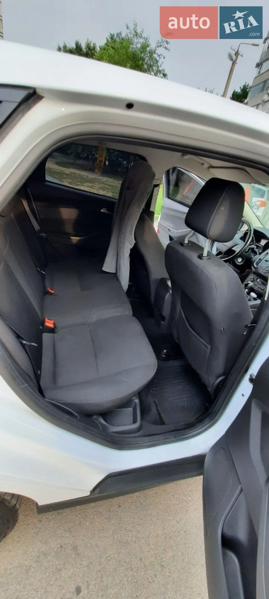 2015 Ford Focus - мініатюра 9