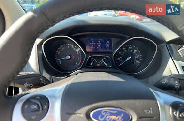 Седан Ford Focus 2013 в 