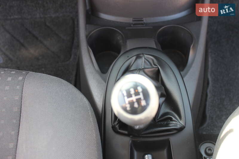 Хетчбек Ford Focus 2004 в Хусті