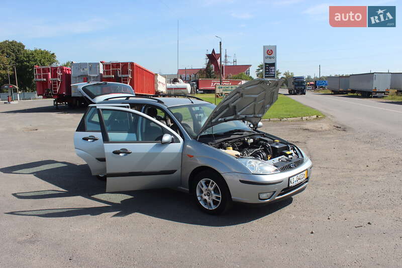 Хетчбек Ford Focus 2004 в Хусті