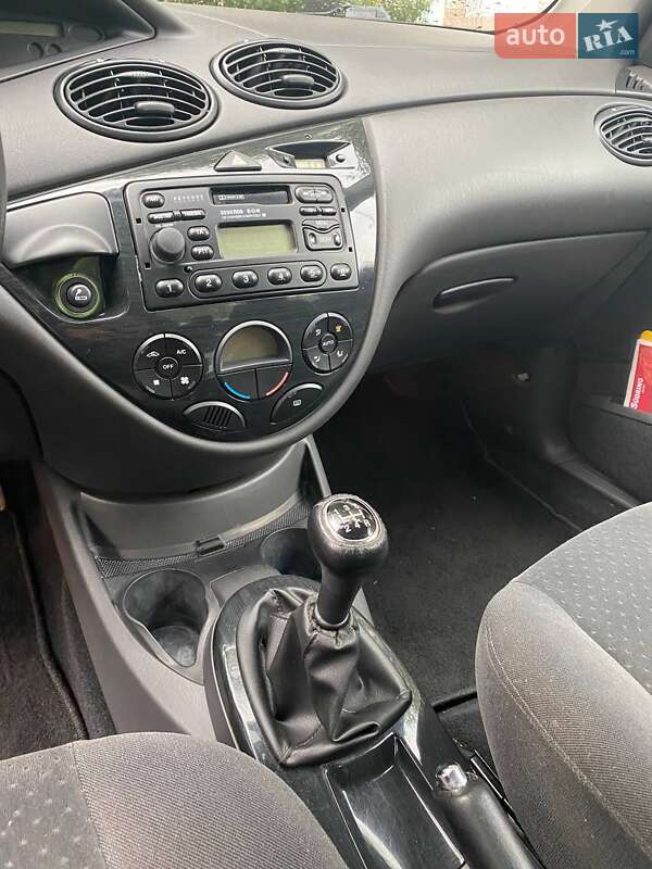 Седан Ford Focus 2002 в Днепре