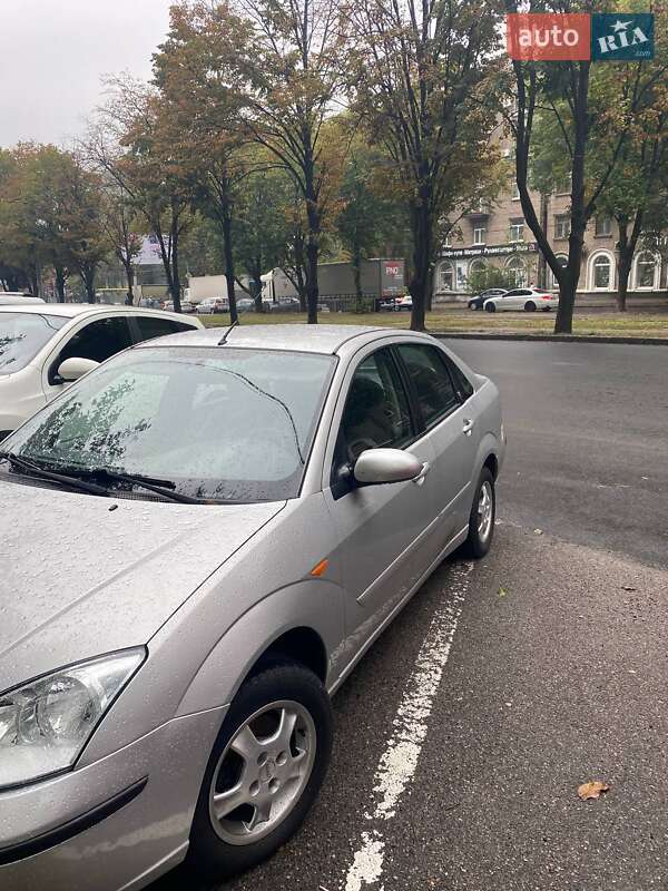 Седан Ford Focus 2002 в Днепре