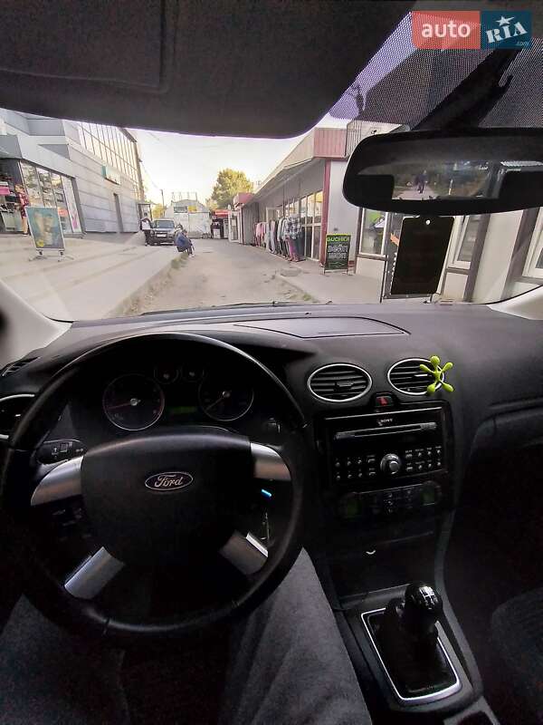 Хэтчбек Ford Focus 2005 в Тернополе фото 5 Хэтчбек Ford Focus 2005 в Тернополе