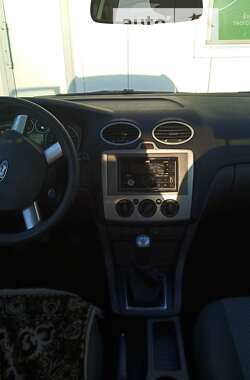 Универсал Ford Focus 2007 в Демидовке