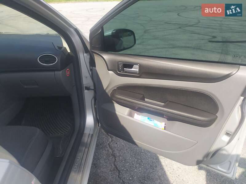 Универсал Ford Focus 2008 в Львове