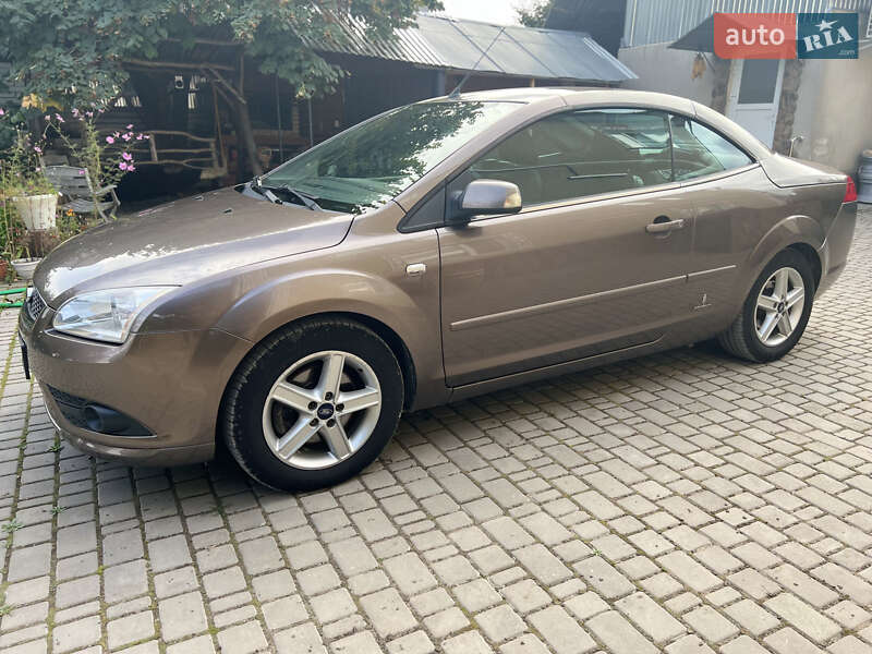 Кабриолет Ford Focus 2007 в Каменец-Подольском