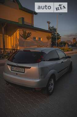 Хэтчбек Ford Focus 1999 в Рожище