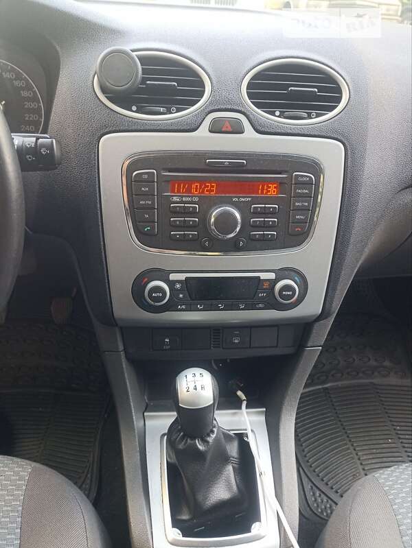 Универсал Ford Focus 2007 в Киеве фото 10 Универсал Ford Focus 2007 в Киеве