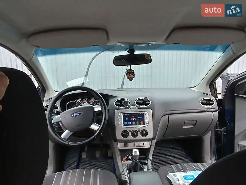 Хэтчбек Ford Focus 2008 в Киеве