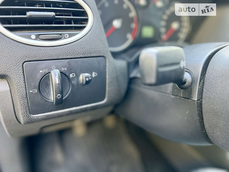 Седан Ford Focus 2005 в Хмельницькому