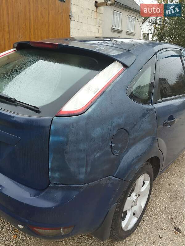 Хэтчбек Ford Focus 2010 в Кременце