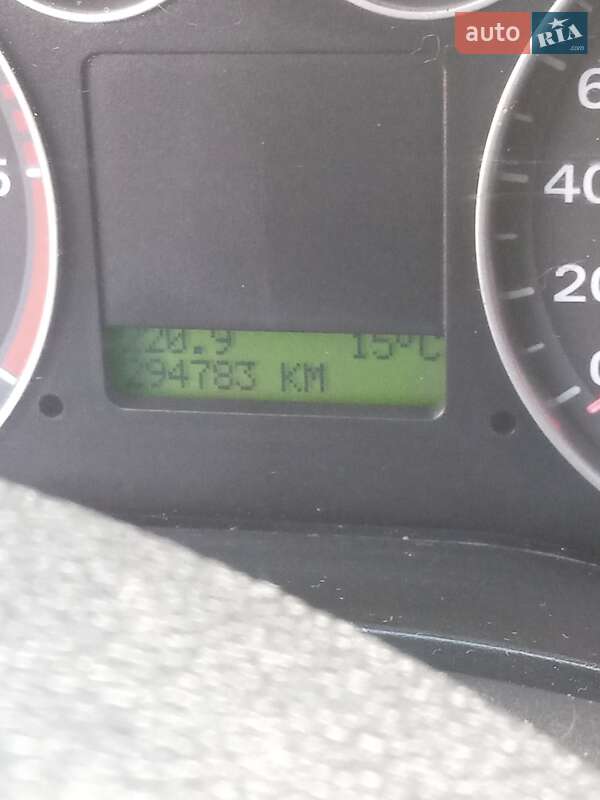 Хэтчбек Ford Focus 2006 в Тячеве фото 26 Хэтчбек Ford Focus 2006 в Тячеве