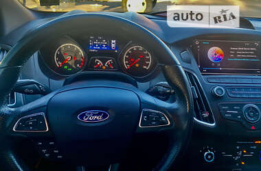 Хетчбек Ford Focus 2017 в Кривому Розі