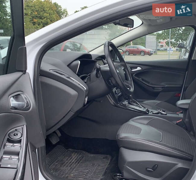 Хэтчбек Ford Focus 2015 в Виннице фото 12 Хэтчбек Ford Focus 2015 в Виннице