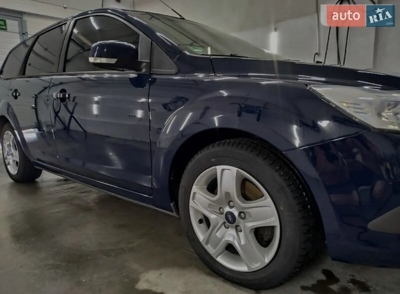 2010 Ford Focus - мініатюра 13