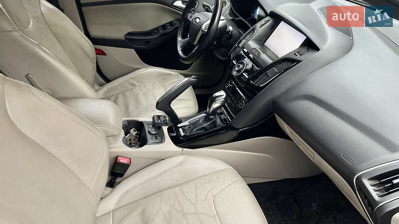 Хэтчбек Ford Focus 2013 в Калиновке