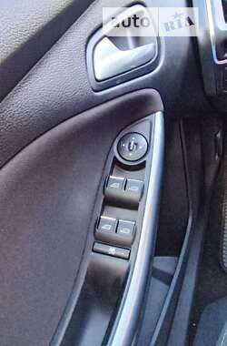 Универсал Ford Focus 2013 в 