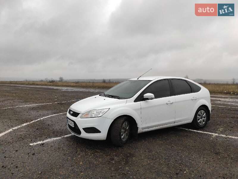 Хэтчбек Ford Focus 2011 в Ужгороде
