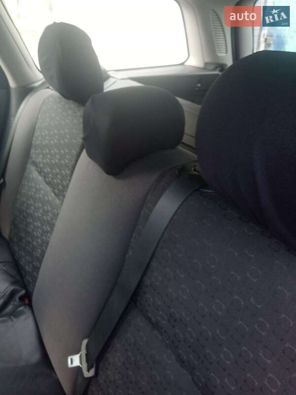 Универсал Ford Focus 2004 в Жовкве
