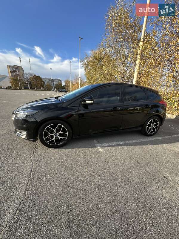 Хэтчбек Ford Focus 2018 в Запорожье