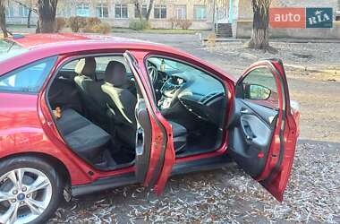 Седан Ford Focus 2013 в 