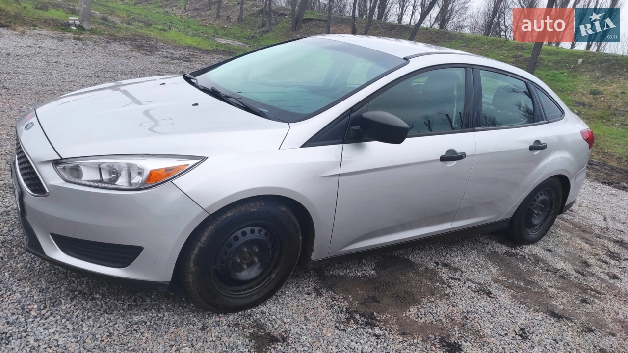 2017 Ford Focus - мініатюра 14